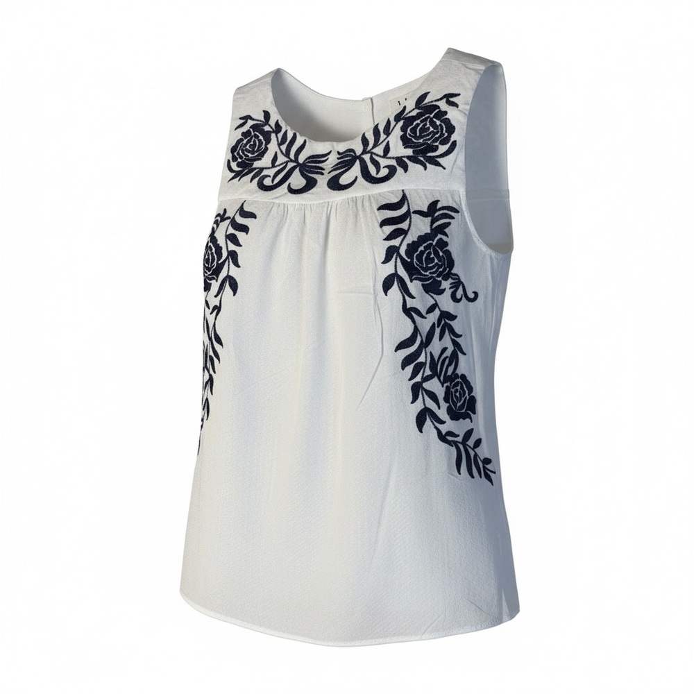 THML Boho Embroidered Sleeveless Top White Navy Floral Gauzy Lightweight Medium - Picture 2 of 7
